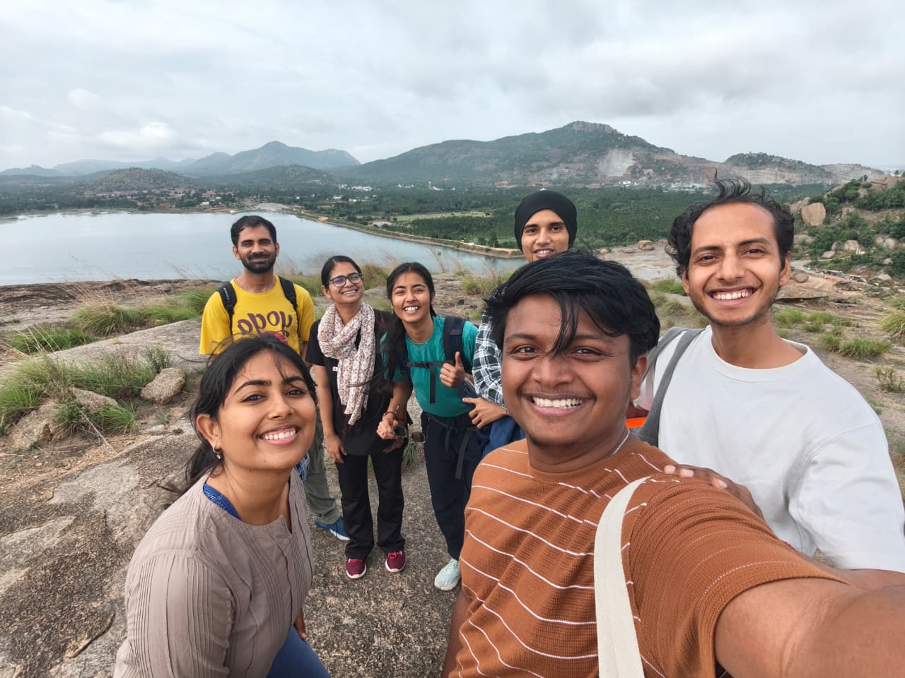 Rupa hiking with friends